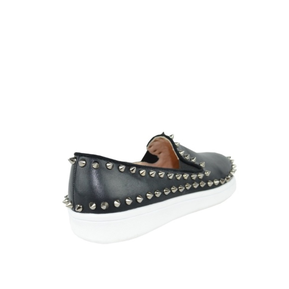 NEW Chase & Chloe Rockstud Slip On Sneaker - Picture 5 of 5